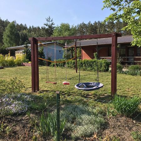 Domek Letniskowy Nad Jeziorem Wiejskim Lakie Extérieur photo