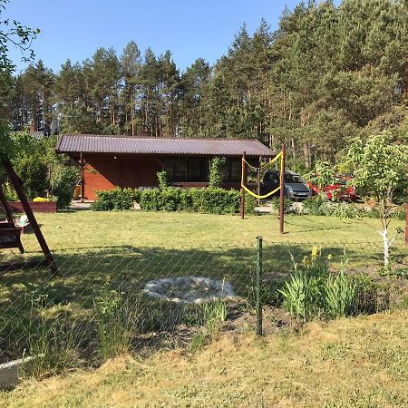 Domek Letniskowy Nad Jeziorem Wiejskim Lakie Extérieur photo