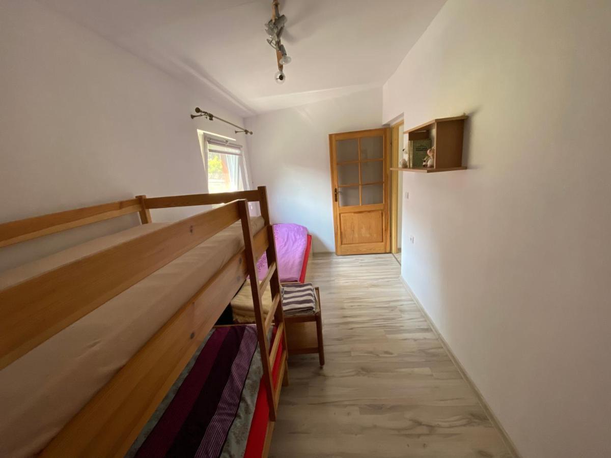 Domek Letniskowy Nad Jeziorem Wiejskim Lakie Extérieur photo