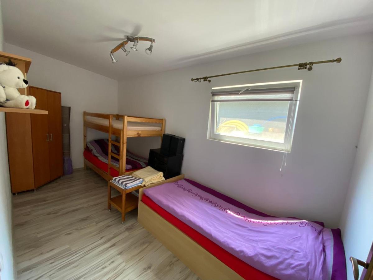 Domek Letniskowy Nad Jeziorem Wiejskim Lakie Extérieur photo